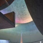 Iglesia de María Restituta. Iglesia futurista de Atelier Štěpán | stepan_marek_kostel_lesna_30