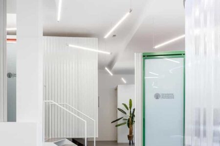 RAUM 41-42. Interiorismo de una clínica dental | raum_41_42 pcl_clinic roomdiseno8