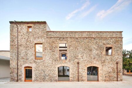 Aigües de VilaJuïga. Twobo. Luis Twose | aigues de vilajuiga_roomdiseno13