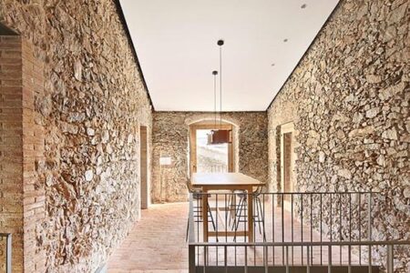 Aigües de VilaJuïga. Twobo. Luis Twose | aigues de vilajuiga_roomdiseno6