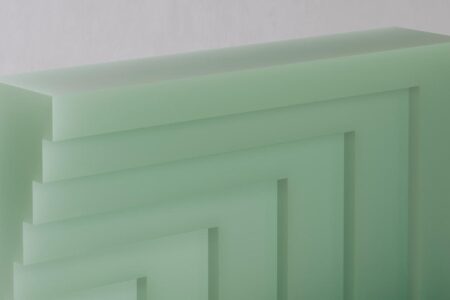 Muebles de resina. Niko Koronis | niko koronis roomdiseno5