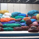Baoli. Sheila Hicks. Instalaciones artísticas con textiles. Sunbrella | sheila_hicks sunbrella roomdiseno