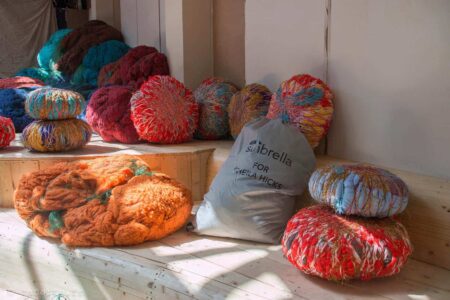 Baoli. Sheila Hicks. Instalaciones artísticas con textiles. Sunbrella | sheila_hicks sunbrella roomdiseno3