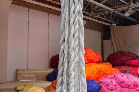 Baoli. Sheila Hicks. Instalaciones artísticas con textiles. Sunbrella | sheila_hicks sunbrella roomdiseno7