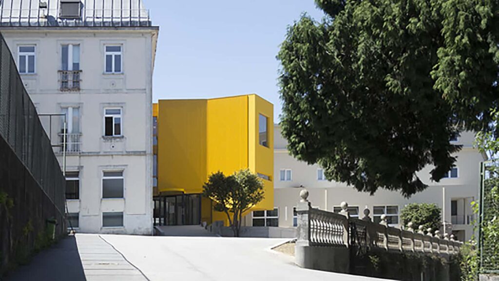 Edificio amarillo. Aurora Arquitectos. Escuela de música Artave/CCM | 1 14