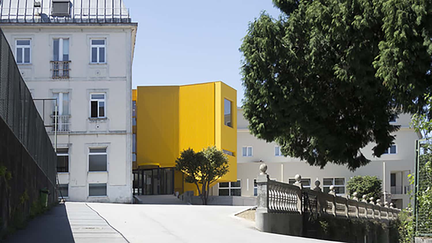 Edificio amarillo. Aurora Arquitectos. Escuela de música Artave/CCM | 1 14