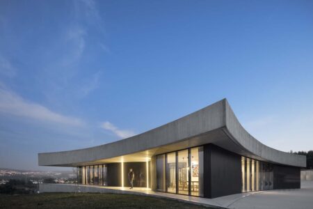 Escola do Porto. Casa Cabo de Vila. Spaceworkers | cabo_de_vila_house roomdiseno28