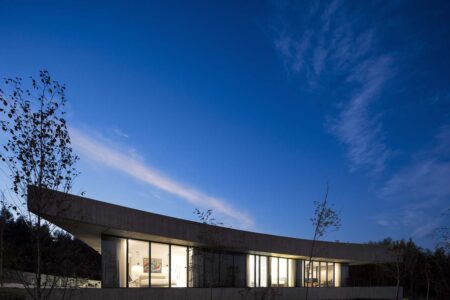 Escola do Porto. Casa Cabo de Vila. Spaceworkers | cabo_de_vila_house roomdiseno29