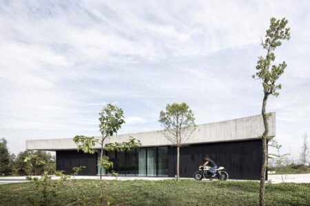Escola do Porto. Casa Cabo de Vila. Spaceworkers | cabo_de_vila_house roomdiseno8