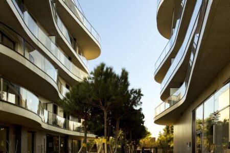 Fachada curva. Christophe Rousselle | christophe rousselle roomdiseno4