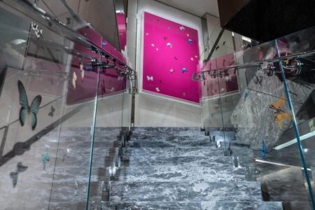 Hirst. Empathy Suite | damien hirst roomdiseno7