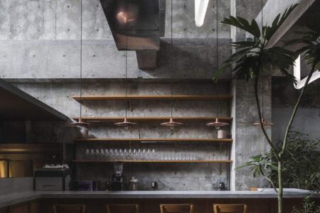 Lounge. Shiroiya Hotel. Sou Fujimoto | shiroiya_hotel_the_lounge_2_katsumasa_tanaka