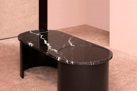 Contour Coffe Table. Bower Studios. Autoedición de mobiliario contemporáneoContour Side Table. Bower Studios. Autoedición de mobiliario contemporáneo | marble contour coffee table photo by charlie schuck 5 1