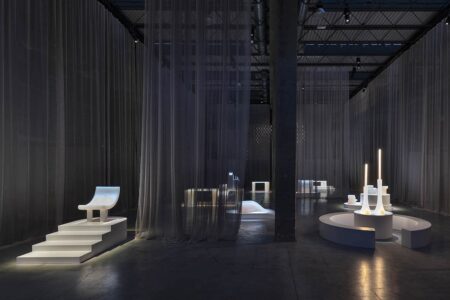 iridiscencia, muebles de resina, Nilufar Deport, Objects of Common Interest | 01_gc_nilufar_mdw23_depot_objects of common interest_ph ruy teixeira