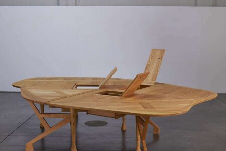 Ines Table. Perpetuum Mobile. Enric Miralles y Benedetta Tagliabue. AHEC | 01_ines_table_l3a7840