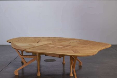 Ines Table. Perpetuum Mobile. Enric Miralles y Benedetta Tagliabue. AHEC | 01_ines_table_l3a7841