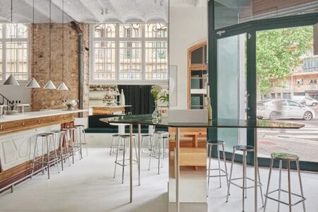 Tiberi Bar, Tiberi Club, H3O Architects | 01_tiberi bar by h3o arch_photo jose hevia