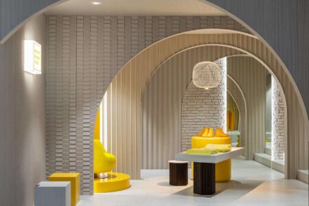 Krion Koncept Fashion Store. Estudi{H}ac. Porcelanosa | 02 retail koncept by showroom krion designed estudihac