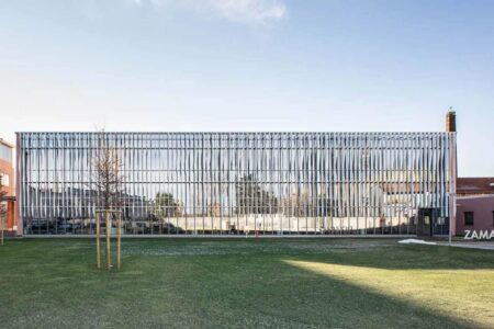 Zamasport Headquarters. Krion® | Pocelanosa Grupo