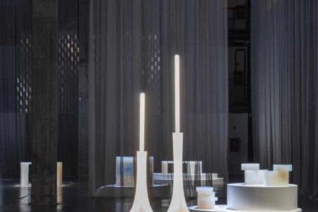 iridiscencia, muebles de resina, Nilufar Deport, Objects of Common Interest | 03_gc_nilufar_mdw23_depot_objects of common interest_ph ruy teixeira