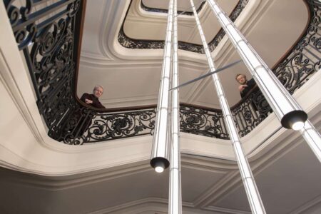 Flos. Hermanos Bouroullec | 1 ronan and erwan bouroullec_vertical light_ph luca caizzi