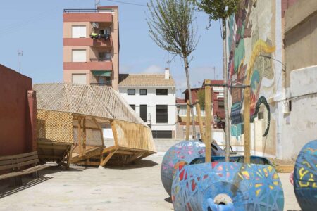 Zona Santiago. Mobiliario urbano y parque de juegos | 11 zona santiago milena villalba 2021
