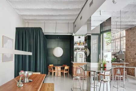 Tiberi Bar. H3O Architects. Foto:  José Hevia