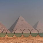 Horizon. Costas Varotsos. Forever is now. Pirámides de Giza. Antiguo Egipto. | 14_art_egypte_forever_is_now_iii_horizon_costas_varotsos_kollectiv_roomdiseno