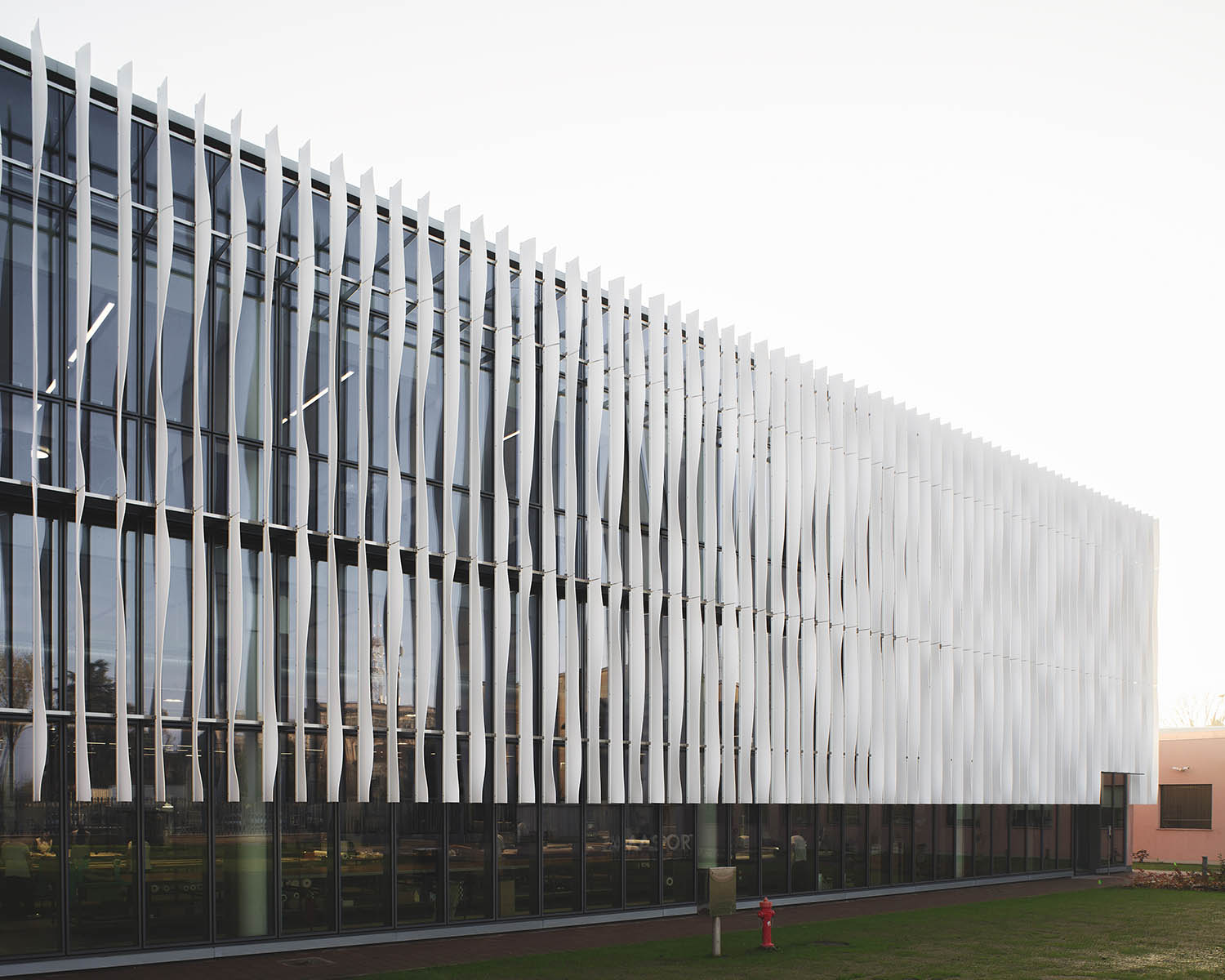 Zamasport Headquarters. Krion® | Pocelanosa Grupo