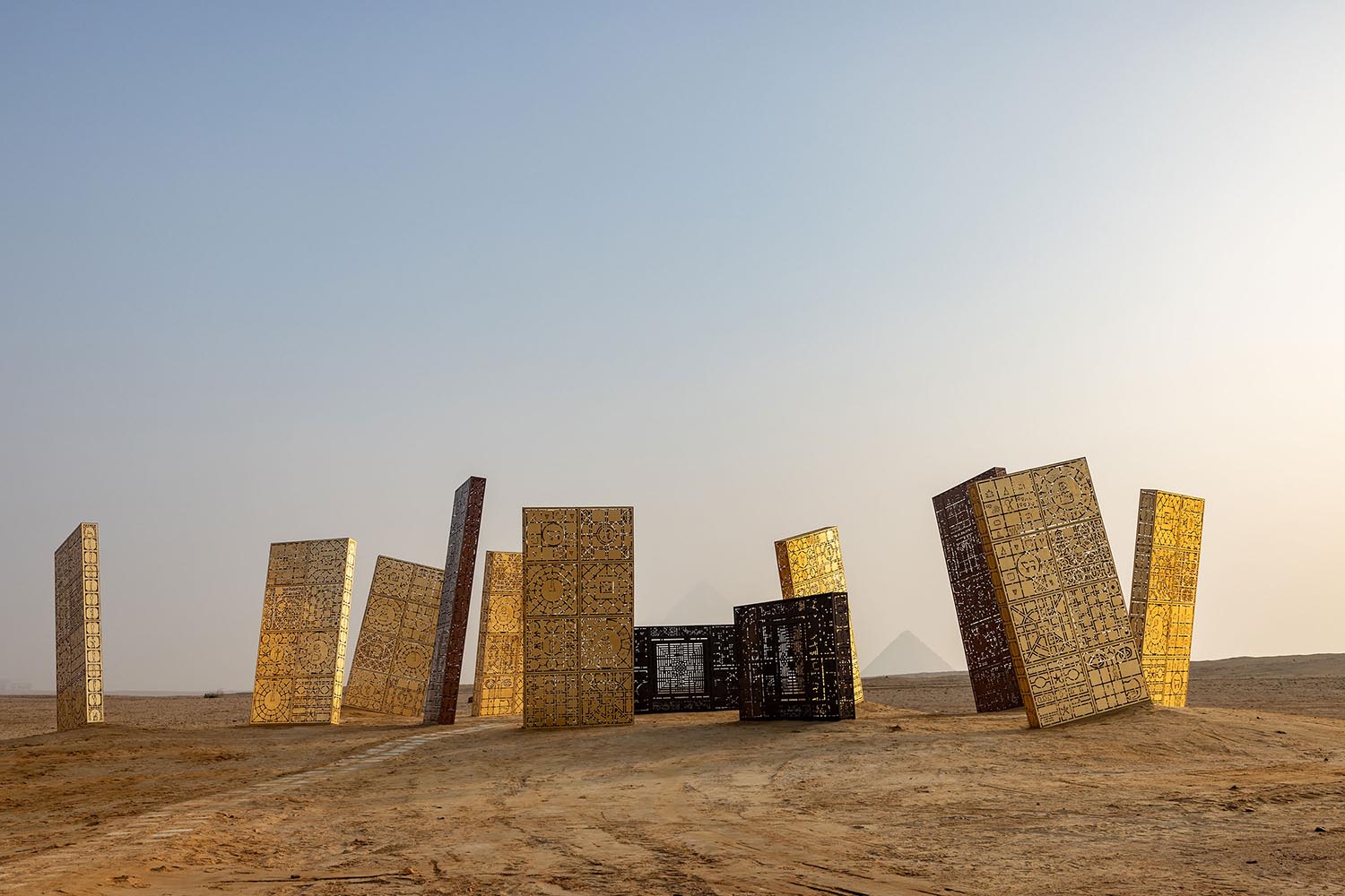 Reality is Timeless. Rashid Al Khalifa. Forever is now. Pirámides de Giza. Antiguo Egipto. | 23_art_egypte_forever_is_now_iii_reality_timeless_rashid_al_khalifa_roomdiseno