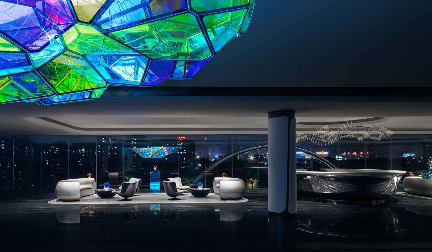 Poly F.S. Skyline Garden. Neo Art Deco. Interiorismo excéntrico. T.K. Chu Design | 24 talk area ting wang
