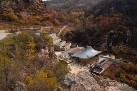 Atelier Deshaus. Berlín. arquitectura industrial | 28_upper cloister in jinshan mountain su shengliang