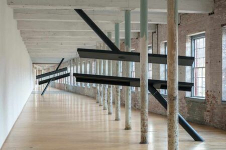 S-334473. Sarah Oppenheimer. Artista americana. Arte cinético | 2c6a4171