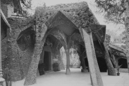 Antonio Gaudí. Centro Centro Madrid | 30 3