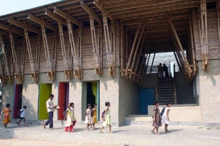 Escuela METI, Rudrapur (Bangladesh). Anna Heringer en el Museo ICO | 4 escuela meti rudrapur bangladesh 2006 b k s inan