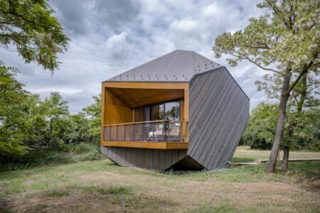 Cabañas de madera, Hello Wood, The Rock Cabins | 4hello wood the rock cabins mate lakos