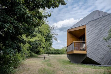 Cabañas de madera, Hello Wood, The Rock Cabins | 5hello wood the rock cabins mate lakos