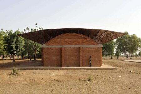 Ampliación de la Escuela Primaria de Gando. Diébédo Francis Kéré. Premio Pritzker 2022 | 5__erik jan_ouwerkerk