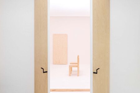 Premios de fotografía Sony World Photography Award 2021 | eternal hunting grounds pet crematorium by architect petr hajek