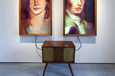 Memories of Passersby. Mario Klingemann. 2018. Colección SOLO Madrid | 7 marioklingemann_memories of passersby i version companion_2018_installationview