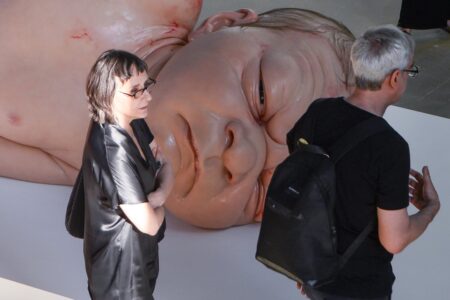 Hiperrealismo, Fundación Cartier, Ron Mueck | a girl ron mueck 3