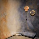 Stardust Sunset Wallpaper. Martyn Thompson. Fabscarte. Alcova 2023 | alcova 2