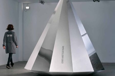 Alicia Framis. Galería Juana de Aizpuru. Madrid | alicia_framis aizpuru roomdiseno4