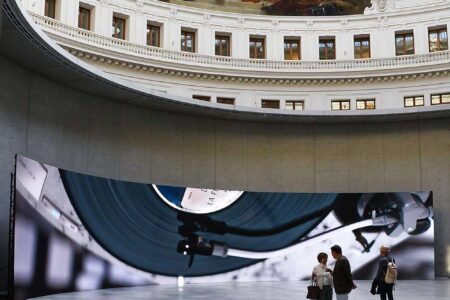 Anri Sala. Bourse de Commerce | anri sala3