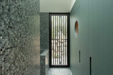 House by the Lake, madera negra, juego de cubos Appels Architekten | appels architekten23