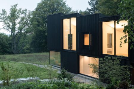 House by the Lake, madera negra, juego de cubos Appels Architekten | appels architekten3
