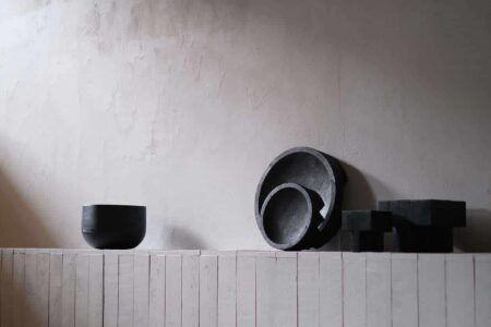 Disk Tray Black. Arno Declercq | arno_declercq roomdiseno2