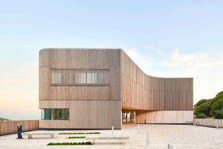 Obras de arquitectura. BEAU. Bienal Española de arquitectura y urbanismo | beau centro de medicina comparativa y bioimagen en can ruti