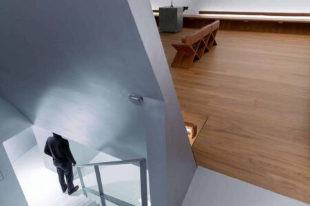 Pirámide invertida. Arquitectura religiosa | bernardo rodrigues16 2