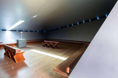 Pirámide invertida. Arquitectura religiosa | bernardo rodrigues2 2